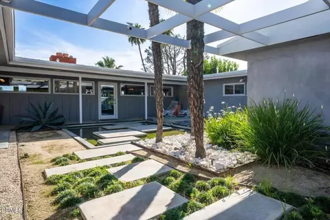 Exterior - 1900 Ransom Rd, Glendale, CA 91201 photo 2 of 16