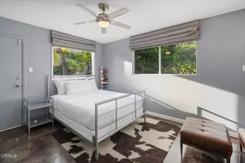 Bedroom - 1900 Ransom Rd, Glendale, CA 91201 photo 5 of 9
