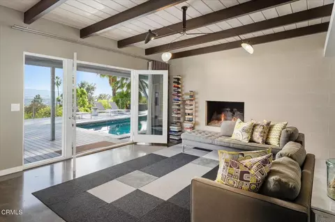 Living - 1900 Ransom Rd, Glendale, CA 91201 photo 4 of 5