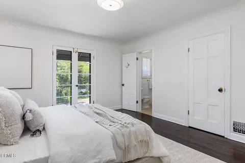Bedroom - 2437 Lambert Dr, Pasadena, CA 91107 photo 4 of 5