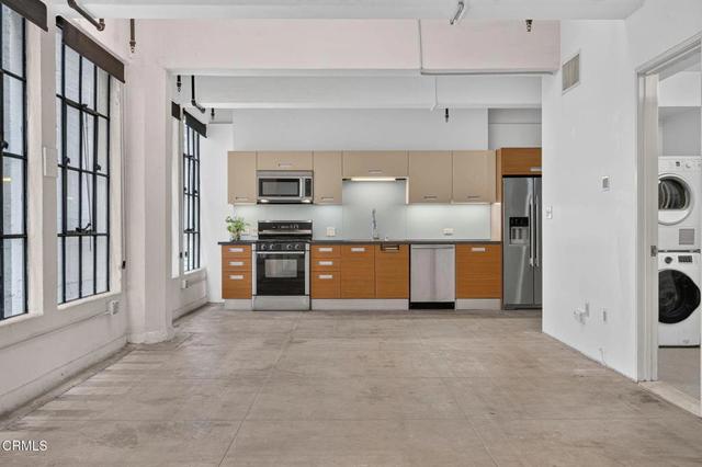 746 S Los Angeles St #809, Los Angeles, CA 90014