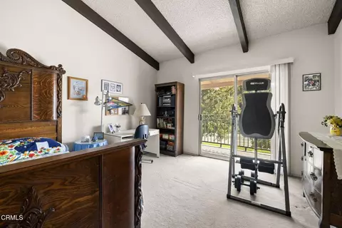 Bedroom - 2985 San Pasqual St, Pasadena, CA 91107 photo 2 of 3