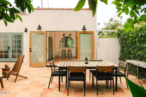 1306 N Coronado St, Los Angeles, CA 90026
