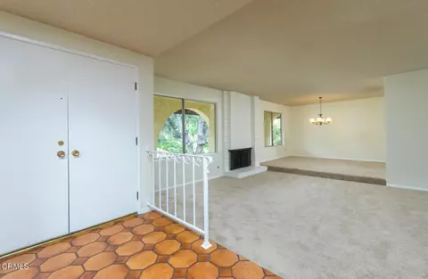 Living - 3810 San Augustine Dr, Glendale, CA 91206 photo 1 of 8