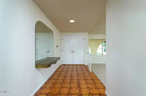 Entry Way - 3810 San Augustine Dr, Glendale, CA 91206 photo 1 of 2