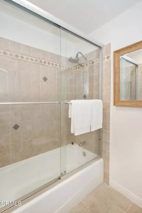 Bath - 1127 E Del Mar Blvd #323, Pasadena, CA 91106 photo 2 of 2