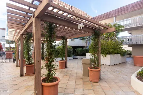 Exterior - 360 S Euclid Ave #126, Pasadena, CA 91101 photo 3 of 5