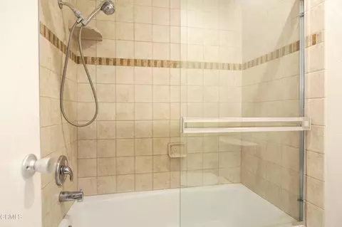 Bath - 360 S Euclid Ave #126, Pasadena, CA 91101 photo 1 of 1
