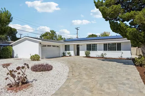 8408 Cozycroft Ave, Winnetka, CA 91306
