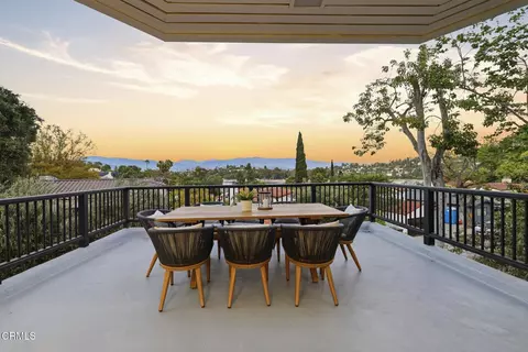 2001 Kenilworth Ave, Los Angeles, CA 90039