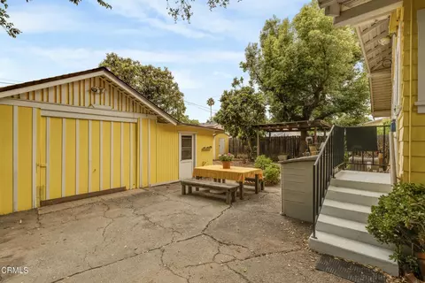 Exterior - 380 Dearborn St, Pasadena, CA 91104 photo 5 of 9