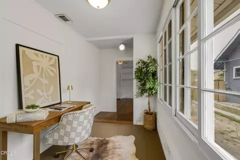 Entry Way - 380 Dearborn St, Pasadena, CA 91104 photo 1 of 1