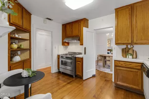 Kitchen - 380 Dearborn St, Pasadena, CA 91104 photo 1 of 2