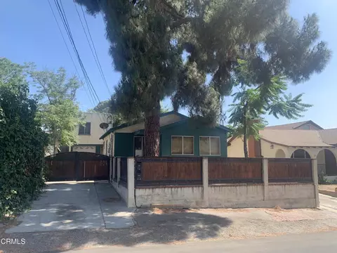 7832 Forsythe St, Sunland, CA 91040