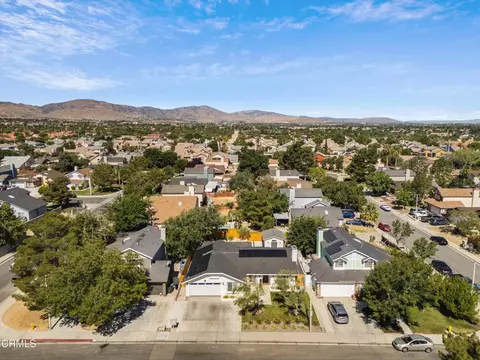 View/Area - 37271 37th St E, Palmdale, CA 93550 photo 2 of 3