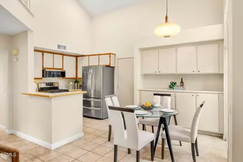 Dining - 20773 E Crest Ln #B, Walnut, CA 91789 photo 2 of 5