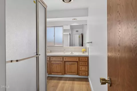 Bath - 460 Sharon Rd, Arcadia, CA 91007 photo 1 of 5