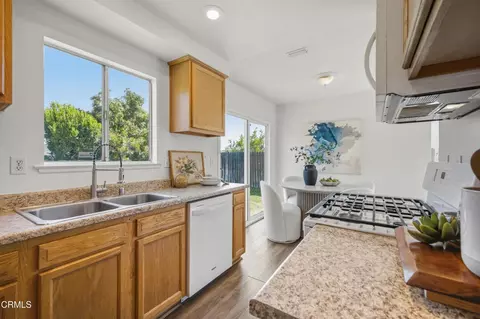 Kitchen - 10087 Bristol Dr, Rancho Cucamonga, CA 91737 photo 1 of 2