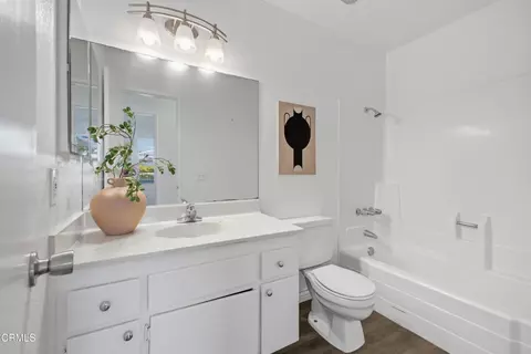 Bath - 10087 Bristol Dr, Rancho Cucamonga, CA 91737 photo 2 of 2