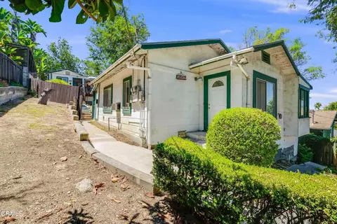 4012 Clayton Ave W, Los Angeles, CA 90027
