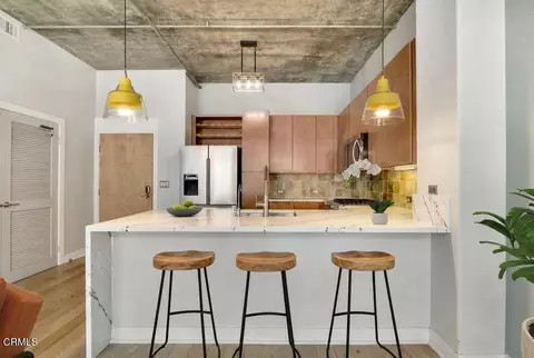 Kitchen - 840 E Green St #329, Pasadena, CA 91101 photo 2 of 2