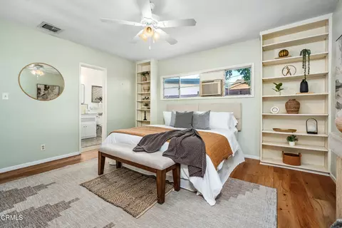 Bedroom - 391 Tamarac Dr, Pasadena, CA 91105 photo 2 of 5