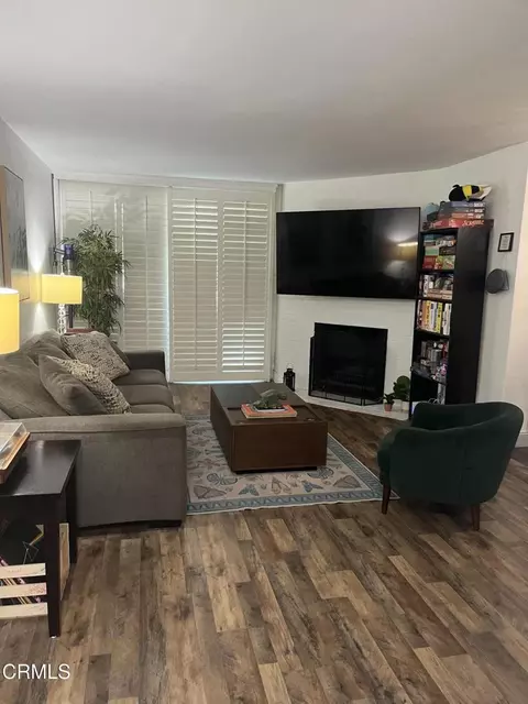 4705 Kester Ave #116, Los Angeles, CA 91403