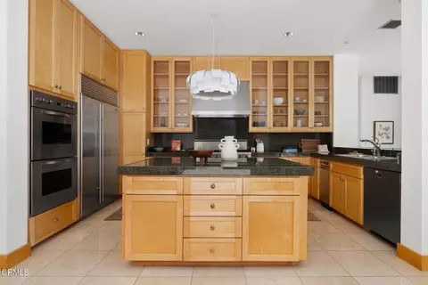 Kitchen - 1240 Bennett Dr, Pasadena, CA 91103 photo 1 of 2