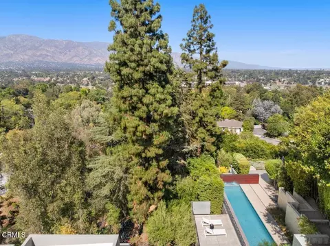 View/Area - 1240 Bennett Dr, Pasadena, CA 91103 photo 1 of 4