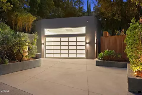 Exterior - 1240 Bennett Dr, Pasadena, CA 91103 photo 14 of 16