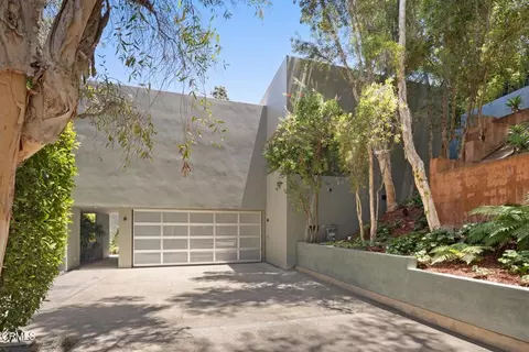 Exterior - 1240 Bennett Dr, Pasadena, CA 91103 photo 13 of 16