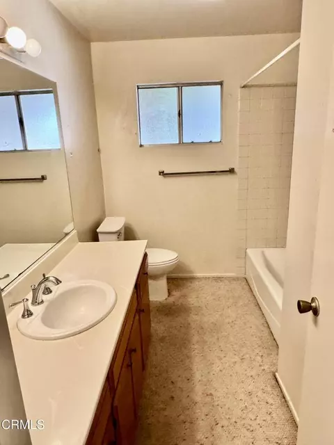 Bath - 910 Claraday St, Glendora, CA 91740 photo 1 of 2