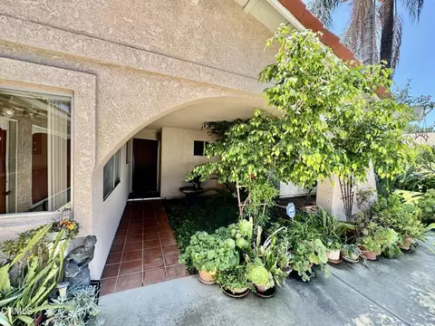 Exterior - 910 Claraday St, Glendora, CA 91740 photo 3 of 7
