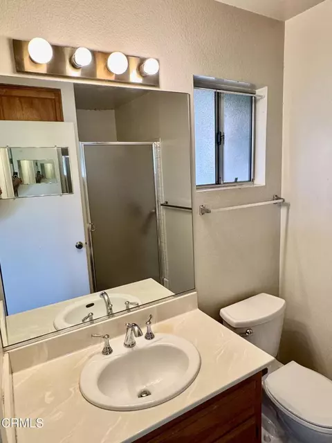 Bath - 910 Claraday St, Glendora, CA 91740 photo 2 of 2