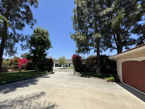 Exterior - 910 Claraday St, Glendora, CA 91740 photo 2 of 7