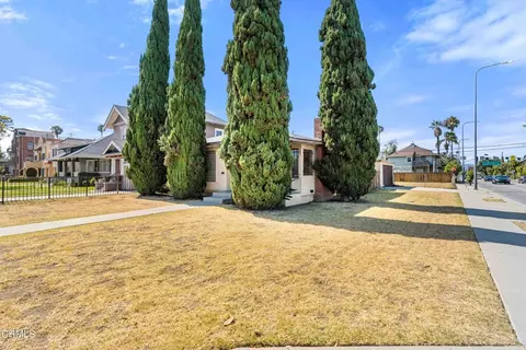 2303 W 25th St, Los Angeles, CA 90018