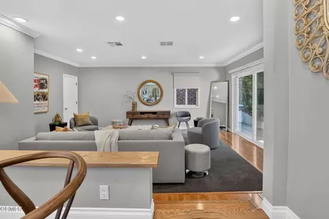 Living - 2815 Thorndike Rd, Pasadena, CA 91107 photo 3 of 6
