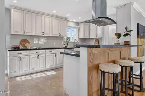 Kitchen - 2815 Thorndike Rd, Pasadena, CA 91107 photo 1 of 4