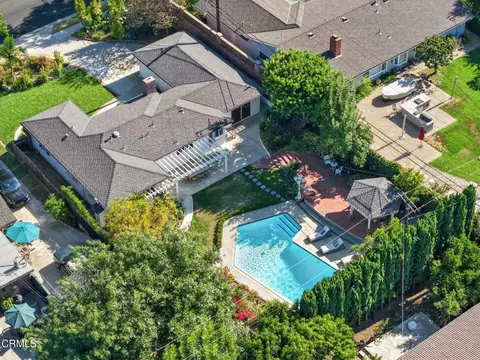 View/Area - 2815 Thorndike Rd, Pasadena, CA 91107 photo 1 of 8