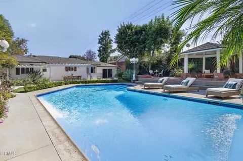 Exterior - 2815 Thorndike Rd, Pasadena, CA 91107 photo 8 of 15