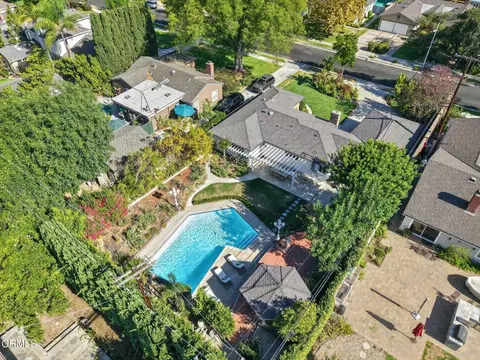 View/Area - 2815 Thorndike Rd, Pasadena, CA 91107 photo 6 of 8