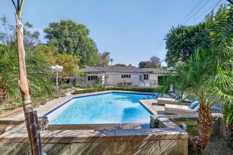Exterior - 2815 Thorndike Rd, Pasadena, CA 91107 photo 7 of 15