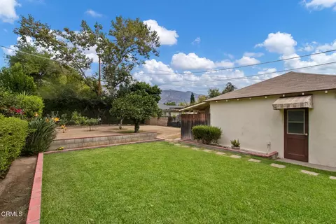 Exterior - 2837 Estado St, Pasadena, CA 91107 photo 11 of 18