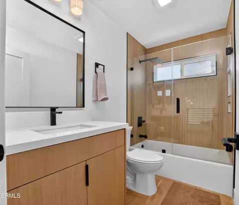 Bath - 5672 San Marino Way, Rancho Cucamonga, CA 91739 photo 2 of 7