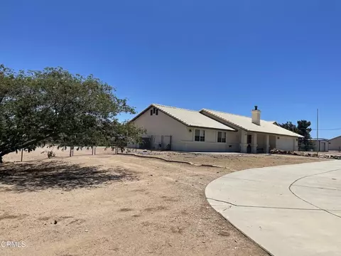 Exterior - 6877 Foley Rd, Hesperia, CA 92344 photo 4 of 13