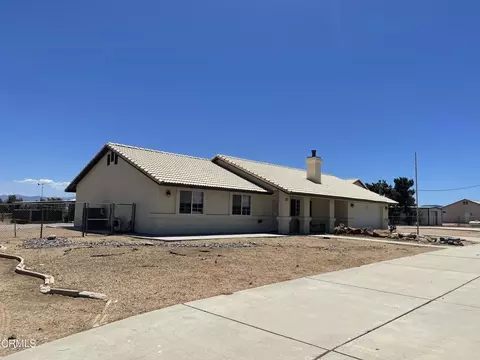Exterior - 6877 Foley Rd, Hesperia, CA 92344 photo 3 of 13