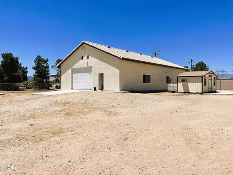 Exterior - 6877 Foley Rd, Hesperia, CA 92344 photo 7 of 13
