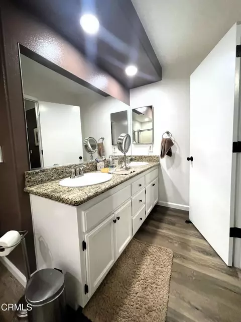 Bath - 6877 Foley Rd, Hesperia, CA 92344 photo 2 of 5