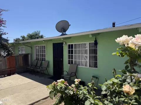 1052 N Wilmington Blvd, Wilmington, CA 90744