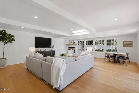 Living - 3475 San Pasqual St, Pasadena, CA 91107 photo 5 of 6